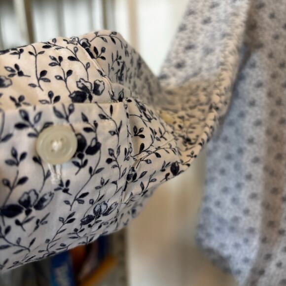 Club Monaco Slim Fit Button Down Floral Long Sleeve Shirt Sz S - Picture 4 of 4